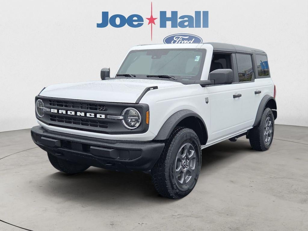 2026 Ford Bronco Big Bend in Oxford White — front three-quarter view