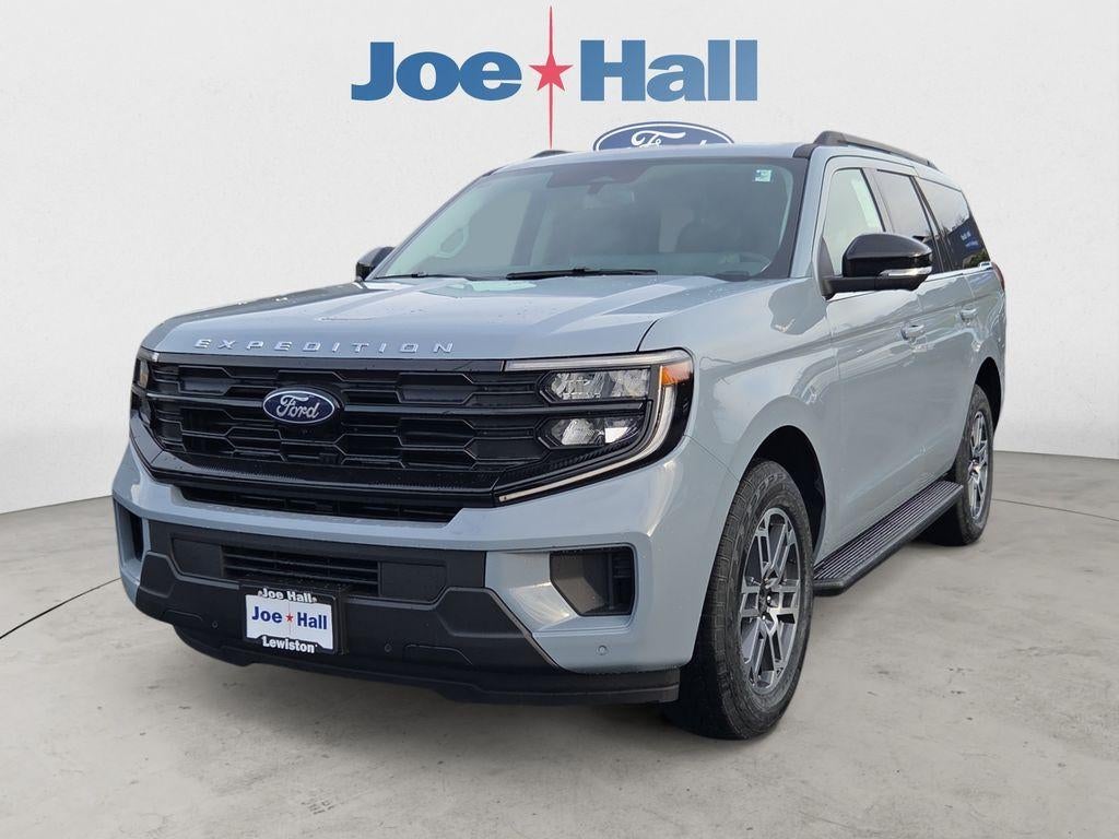 2026 Ford Expedition Active in Glacier Gray Metallic Tri-Coat — front three-quarter view