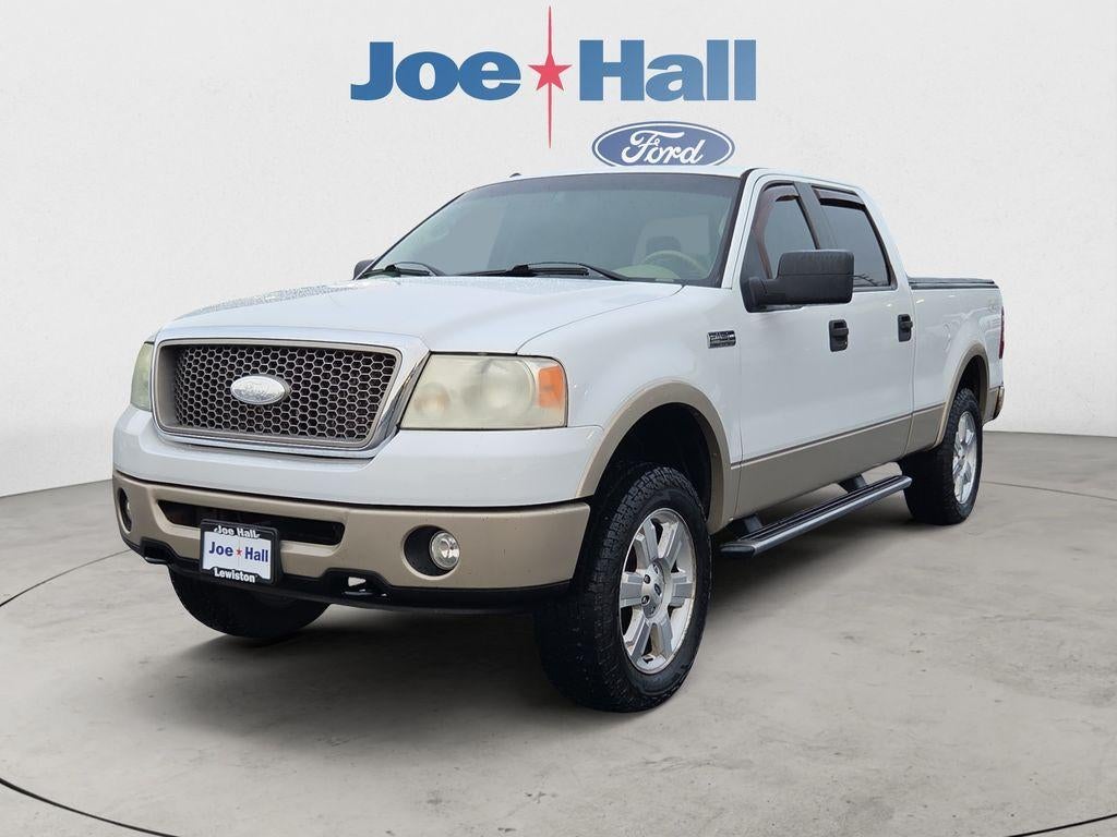 2007 Ford F-150 Lariat in Oxford White Clearcoat — front three-quarter view