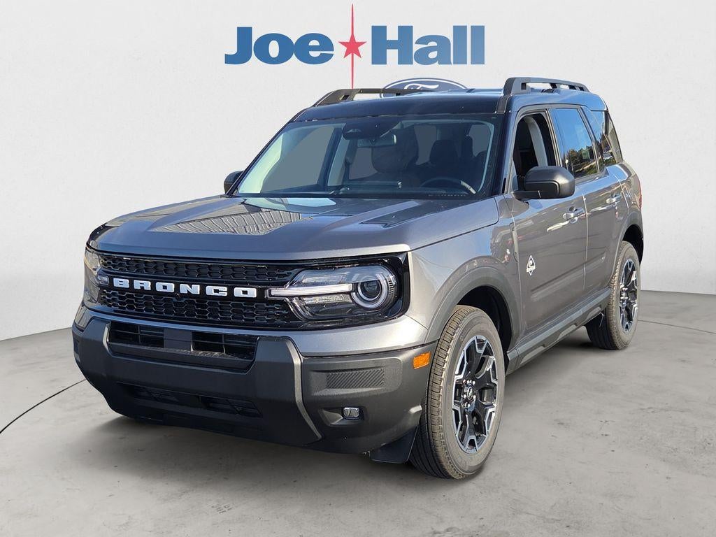 2025 Ford Bronco Sport Outer Banks in Carbonized Gray Metallic — front three-quarter view